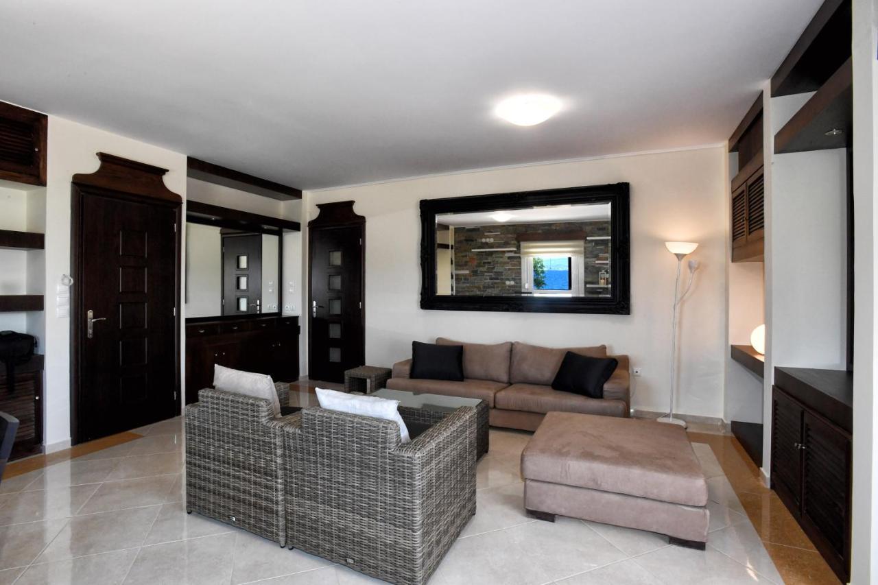 Livas Almyri Seafront Flat Leilighet Kato Almiri Eksteriør bilde